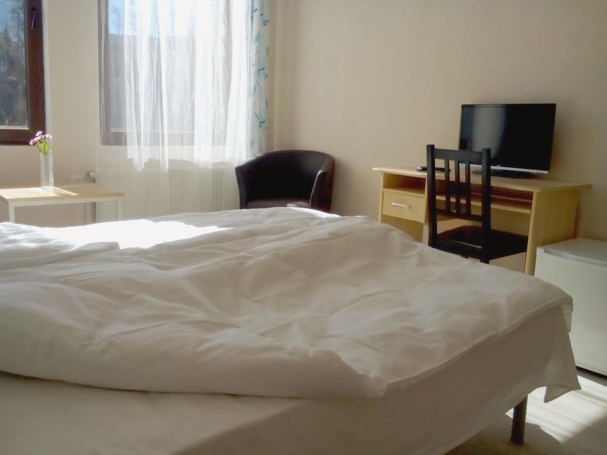 Hotel Hinovi Hvoyna Pokoj fotografie