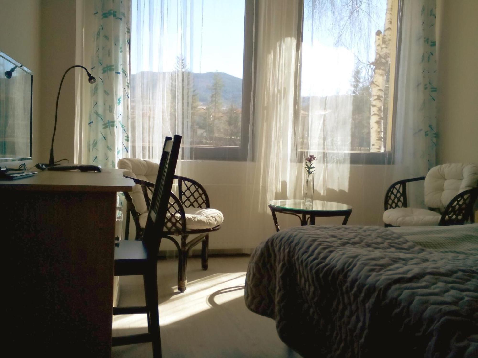 Hotel Hinovi Hvoyna Pokoj fotografie